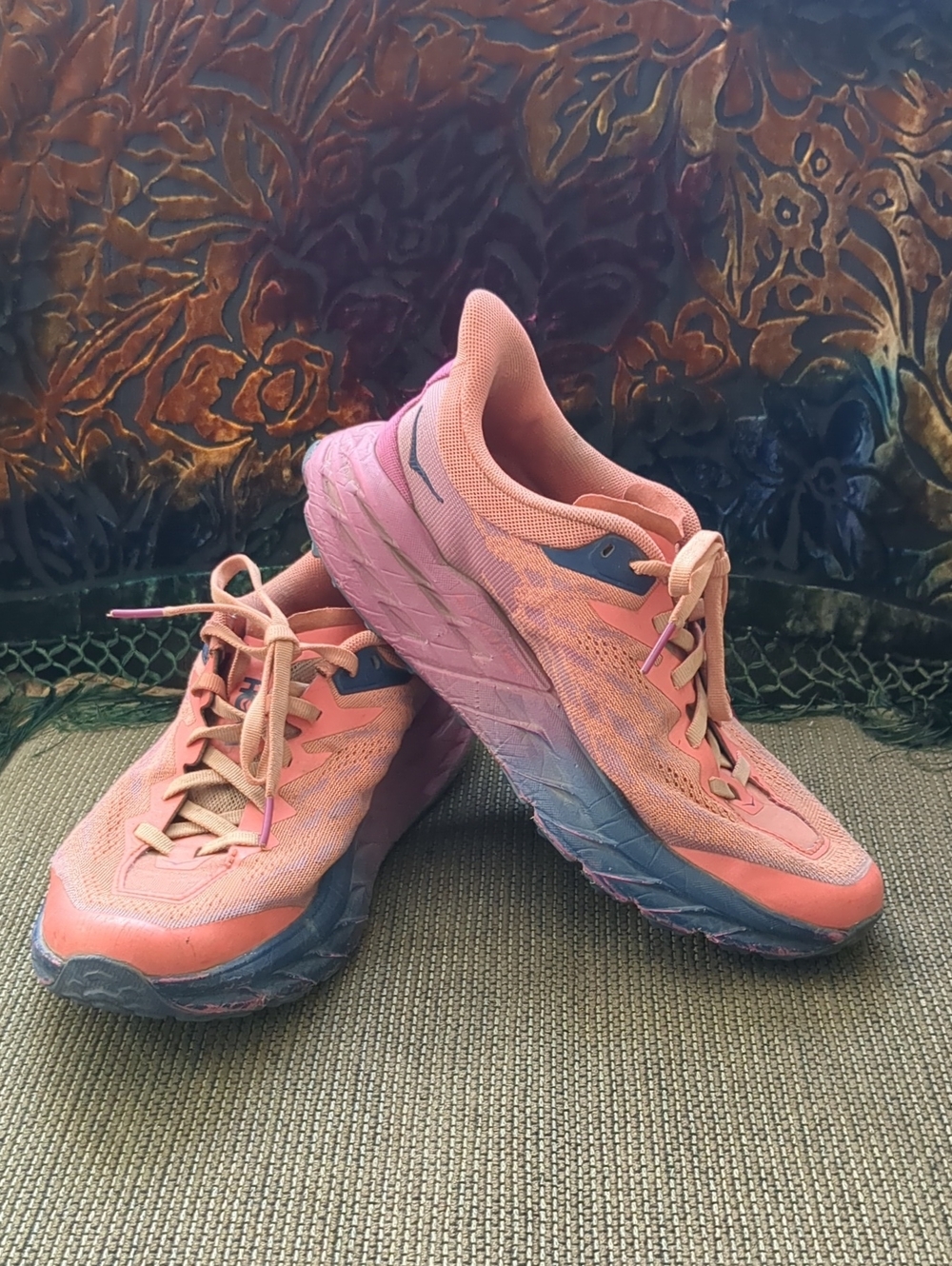 Women's Hoka Speedgoat 5 Trail Running/Hiking Sneakers - Size 7B